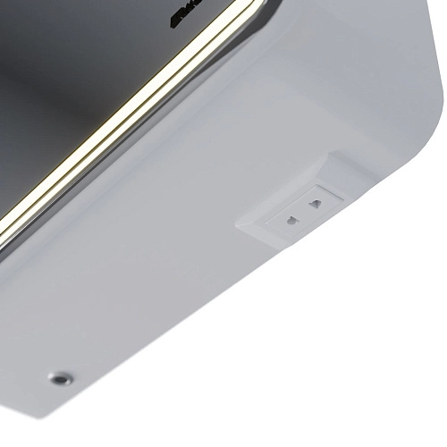 Зеркальный шкаф Lemark ELEMENT 60х80 см петли справа, с подсветкой, с розеткой, белый LM60ZS-E Зеркальный шкаф Lemark ELEMENT 60х80 см петли справа, с подсветкой, с розеткой, белый LM60ZS-E