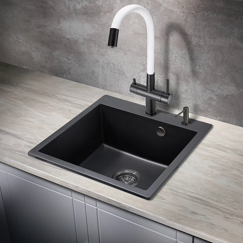 Смеситель для кухни Milacio Ultra 560 (MCU.560.TBW) под фильтр, total black белый шланг Смеситель для кухни Milacio Ultra 560 (MCU.560.TBW) под фильтр, total black белый шланг