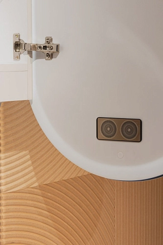 Зеркальный шкаф SILVER MIRRORS 500x1000 Bluetooth Soho-7 (LED-00002517) Зеркальный шкаф SILVER MIRRORS 500x1000 Bluetooth Soho-7 (LED-00002517)