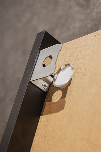 Зеркальный шкаф Silver mirrors Фиджи-BLACK 50 ПРАВЫЙ часы, смена подсветки, сенсорный выключатель LE LED-00002726 Зеркальный шкаф Silver mirrors Фиджи-BLACK 50 ПРАВЫЙ часы, смена подсветки, сенсорный выключатель LE LED-00002726