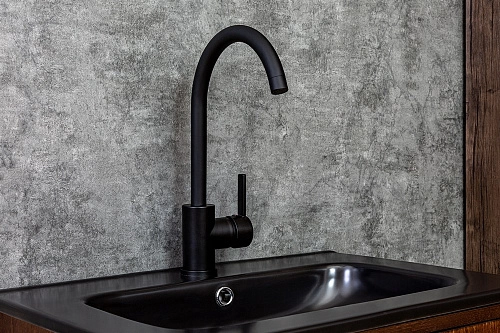 Смеситель для кухни OneLife P04-001b Смеситель для кухни OneLife P04-001b