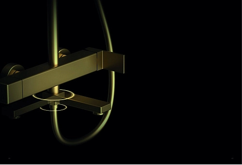 Душевая система Kaiser Cube шлифованное золото 01582-3 Душевая система Kaiser Cube шлифованное золото 01582-3