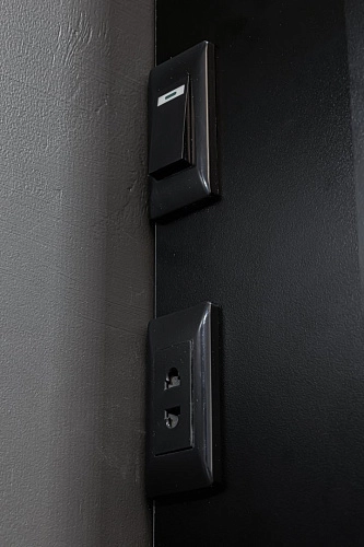 Зеркальный шкаф SILVER MIRRORS 462x762 мех. выключатель Hamburg-BLACK (LED-00002669) Зеркальный шкаф SILVER MIRRORS 462x762 мех. выключатель Hamburg-BLACK (LED-00002669)