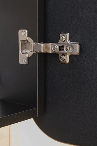 Зеркальный шкаф Silver mirrors Фиджи-BLACK 50 ПРАВЫЙ часы, смена подсветки, сенсорный выключатель LE LED-00002726 Зеркальный шкаф Silver mirrors Фиджи-BLACK 50 ПРАВЫЙ часы, смена подсветки, сенсорный выключатель LE LED-00002726