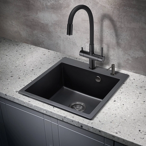 Смеситель для кухни Milacio Ultra 560 (MCU.560.TBB) под фильтр, total black черный шланг Смеситель для кухни Milacio Ultra 560 (MCU.560.TBB) под фильтр, total black черный шланг