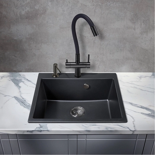 Смеситель для кухни Milacio Ultra 560 (MCU.560.TBB) под фильтр, total black черный шланг Смеситель для кухни Milacio Ultra 560 (MCU.560.TBB) под фильтр, total black черный шланг