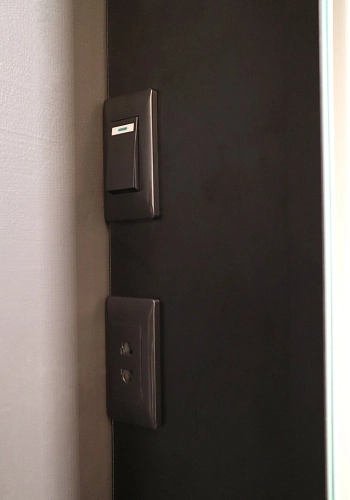 Зеркальный шкаф SILVER MIRRORS 462x762 мех. выключатель Hamburg-BLACK (LED-00002669) Зеркальный шкаф SILVER MIRRORS 462x762 мех. выключатель Hamburg-BLACK (LED-00002669)