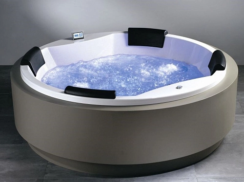 Акриловая ванна Riho Colorado BB0200500000000 180x180 Акриловая ванна Riho Colorado BB0200500000000 180x180