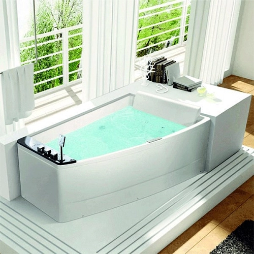 Акриловая ванна Orans BT-65100 XR 170x120 правая 65100XR Акриловая ванна Orans BT-65100 XR 170x120 правая 65100XR