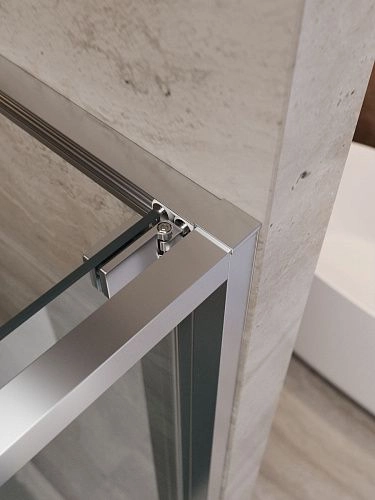 Душевая дверь CEZARES LUX-B-FS-11-130-C-CR 130 см, профиль хром, стекло прозрачное Душевая дверь CEZARES LUX-B-FS-11-130-C-CR 130 см, профиль хром, стекло прозрачное