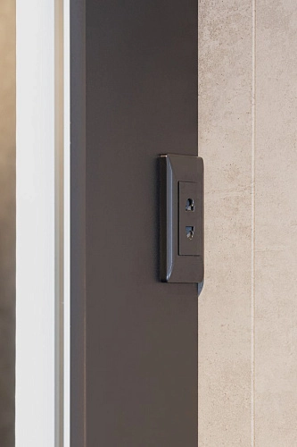 Зеркальный шкаф Silver mirrors Фиджи-BLACK 50 ПРАВЫЙ часы, смена подсветки, сенсорный выключатель LE LED-00002726 Зеркальный шкаф Silver mirrors Фиджи-BLACK 50 ПРАВЫЙ часы, смена подсветки, сенсорный выключатель LE LED-00002726