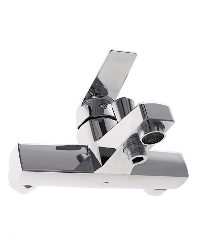 Смеситель для ванны OneLife P02-100cr Смеситель для ванны OneLife P02-100cr