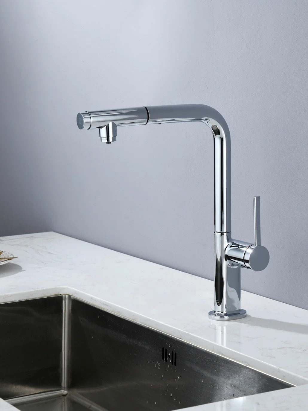 Смеситель для кухни AQUAme Cucina AQM9903CR с выдвижным изливом, с подключением к фильтру с питьевой водой, хром Смеситель для кухни AQUAme Cucina AQM9903CR с выдвижным изливом, с подключением к фильтру с питьевой водой, хром