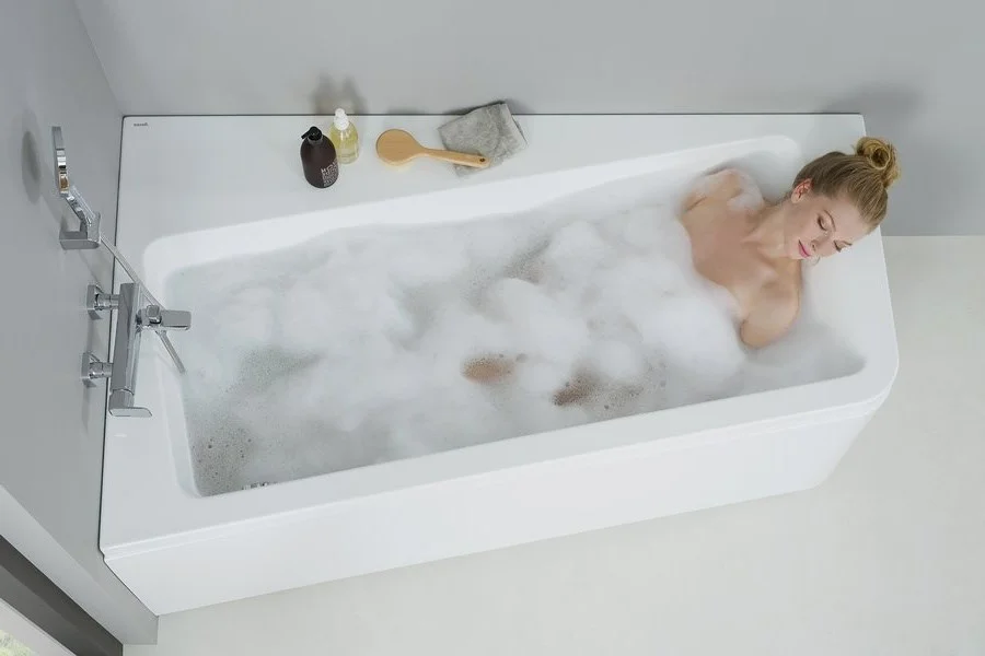 Акриловая ванна Ravak 10° 160x100 L арт. C831000000 Акриловая ванна Ravak 10° 160x100 L арт. C831000000