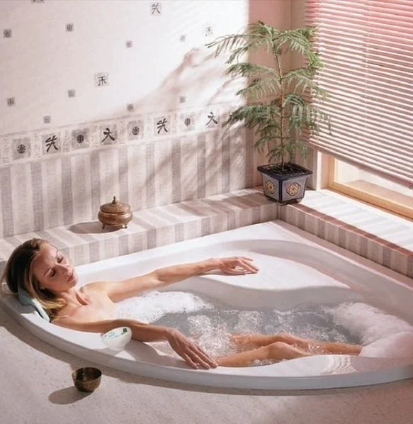 Акриловая ванна Ravak Gentiana 150x150 CG01000000 Акриловая ванна Ravak Gentiana 150x150 CG01000000