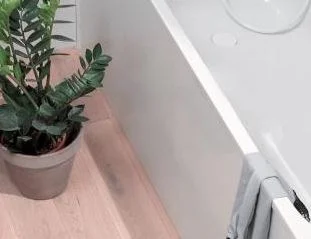 Экран для ванны фронтальный Jacob Delafon Elite 170 см E6D077-00 Экран для ванны фронтальный Jacob Delafon Elite 170 см E6D077-00