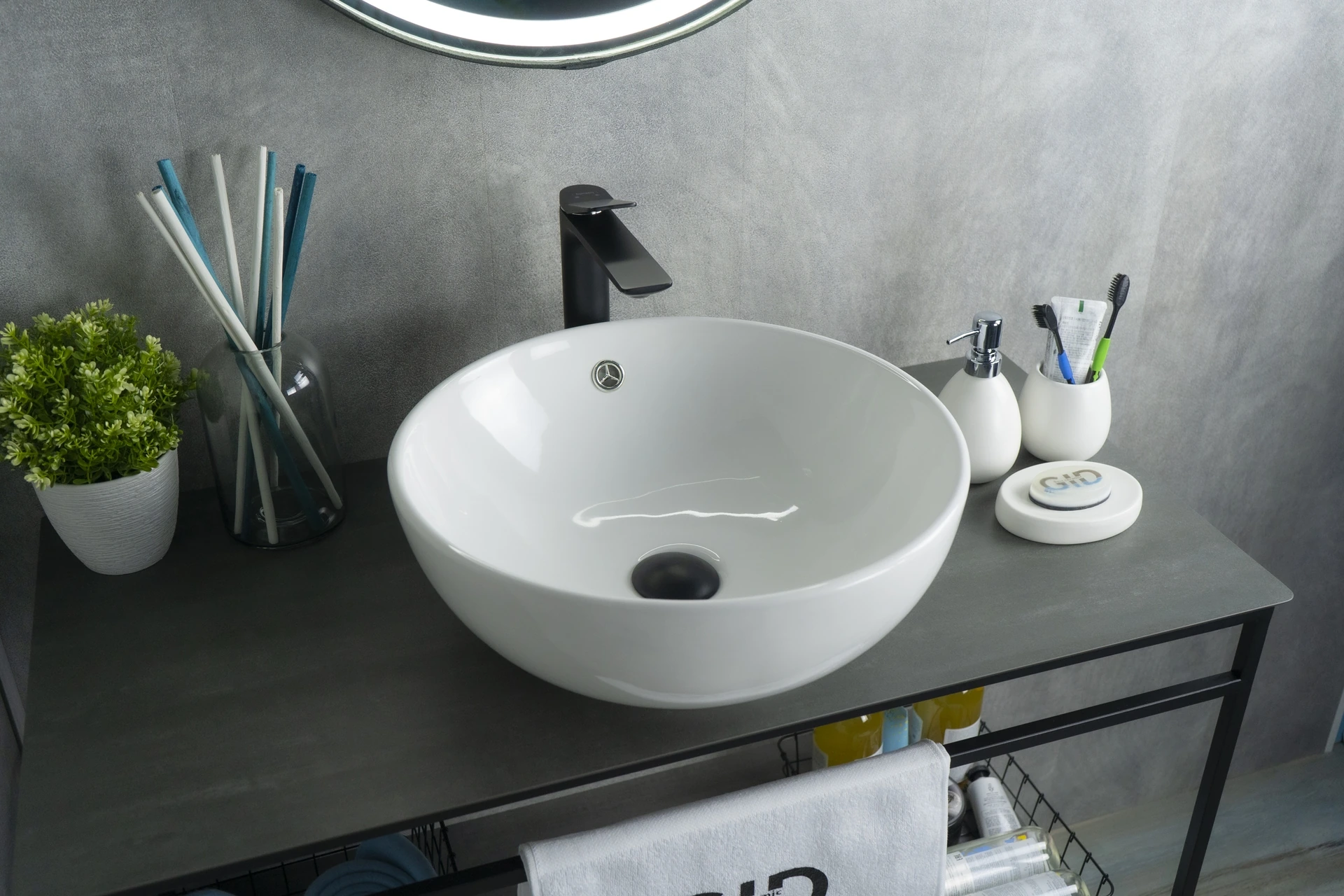 Раковина Gid N9003a 51103 накладная белая 43x43x17.5 Раковина Gid N9003a 51103 накладная белая 43x43x17.5