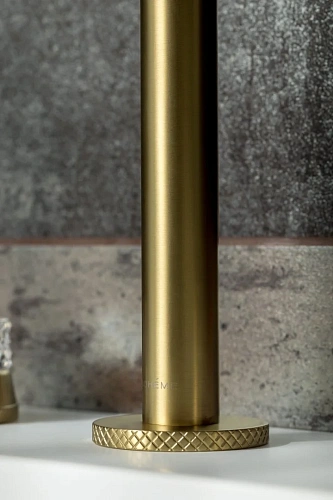 Смеситель для раковины Boheme AURA MAT GOLD 152-MG-A Смеситель для раковины Boheme AURA MAT GOLD 152-MG-A