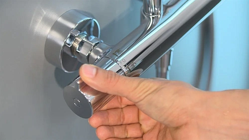Душевая система hansgrohe Crometta S 240 1jet Showerpipe с термостатом, хром 27267000 Душевая система hansgrohe Crometta S 240 1jet Showerpipe с термостатом, хром 27267000