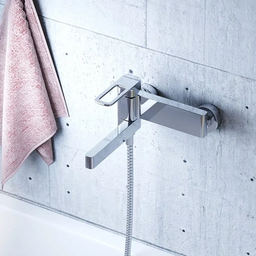 Смеситель для ванны IDDIS Slide (SLISB00i02WA) Смеситель для ванны IDDIS Slide (SLISB00i02WA)