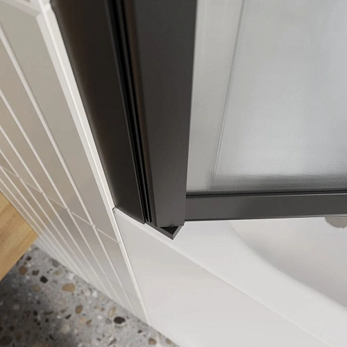 Шторка на ванну BelBagno LUCE-VF-11-90/145-P-NERO Шторка на ванну BelBagno LUCE-VF-11-90/145-P-NERO