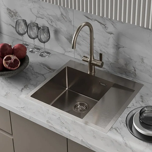 Кухонная мойка Iddis Haze 590x510 сатин, левая (HAZ59SLi77) Кухонная мойка Iddis Haze 590x510 сатин, левая (HAZ59SLi77)