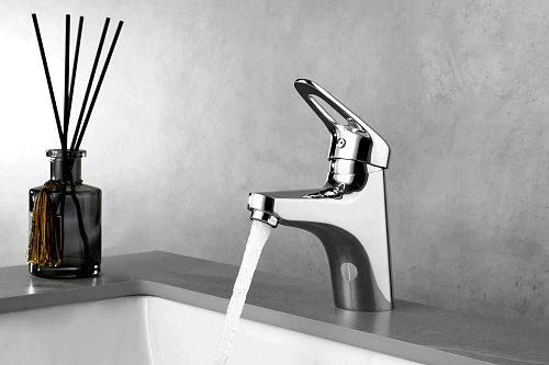 Смеситель для раковины Lemark Luna LM4130C, хром Смеситель для раковины Lemark Luna LM4130C, хром