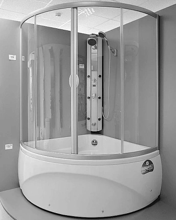 Шторка на ванну Aquanet Vitoria, прозрачное стекло 00182551 Шторка на ванну Aquanet Vitoria, прозрачное стекло 00182551