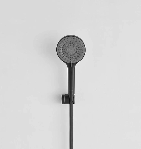 Смеситель для ванны ARROW AG3609MB с душем, черный матовый Смеситель для ванны ARROW AG3609MB с душем, черный матовый