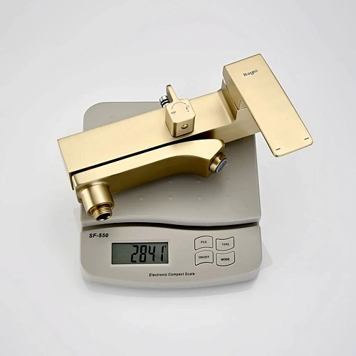 Душевая система Raglo R01.24.03, золотой сатин Душевая система Raglo R01.24.03, золотой сатин