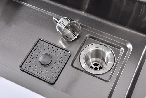 Кухонная мойка ArtDecco Elegant Flow 68 AEF116846 графит, из нержавеющей стали Кухонная мойка ArtDecco Elegant Flow 68 AEF116846 графит, из нержавеющей стали