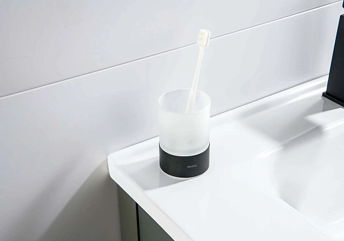 Стакан Aquatek ЛИРА AQ4428MB черный матовый Стакан Aquatek ЛИРА AQ4428MB черный матовый