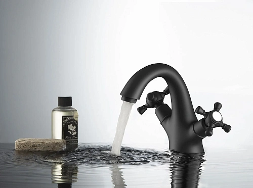 Смеситель для раковины Timo Nelson 1911/03F черный Смеситель для раковины Timo Nelson 1911/03F черный