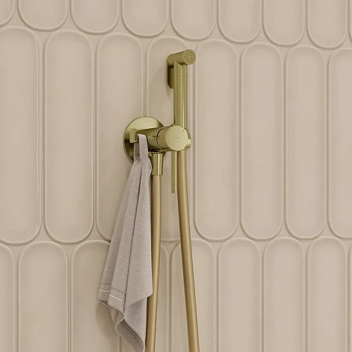 Гигиенический душ IDDIS 005MGR0i08 матовое золото Гигиенический душ IDDIS 005MGR0i08 матовое золото