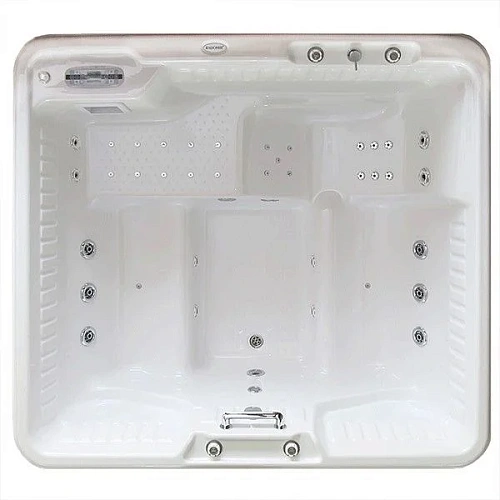 Акриловая ванна Radomir Цезарь 189x174 (1-30-0-0-0-050Б) Акриловая ванна Radomir Цезарь 189x174 (1-30-0-0-0-050Б)