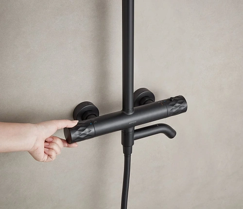 Душевая система ARROW AG3317SHMB с термостатом черный Душевая система ARROW AG3317SHMB с термостатом черный