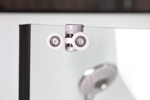 Душевая кабина Niagara Classic NG-6709-14BKG (1000х1000х2000)высокий поддон (45см) стекло прозрачное черные профиля 67091414BKG Душевая кабина Niagara Classic NG-6709-14BKG (1000х1000х2000)высокий поддон (45см) стекло прозрачное черные профиля 67091414BKG