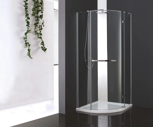 Душевой уголок CEZARES BERGAMO-W-RH-1-120/100-ARCO-C-Cr-R-IV 120x100см стекло прозрачное, профиль хром Душевой уголок CEZARES BERGAMO-W-RH-1-120/100-ARCO-C-Cr-R-IV 120x100см стекло прозрачное, профиль хром