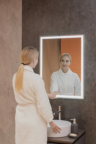 Зеркало Silver mirrors Рига 600х800 - 2 подогрев, сенсорный выключатель ФР-00001484 Зеркало Silver mirrors Рига 600х800 - 2 подогрев, сенсорный выключатель ФР-00001484