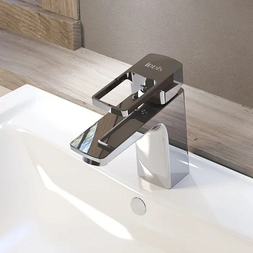 Смеситель для раковины IDDIS Bild (BILSB00i01) Смеситель для раковины IDDIS Bild (BILSB00i01)