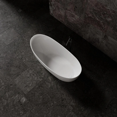 Ванна из искусственного камня Vincea Solid Surface VBT-6S03MW, 1700x800x630, белый матовый, слив-перелив в комплекте Ванна из искусственного камня Vincea Solid Surface VBT-6S03MW, 1700x800x630, белый матовый, слив-перелив в комплекте