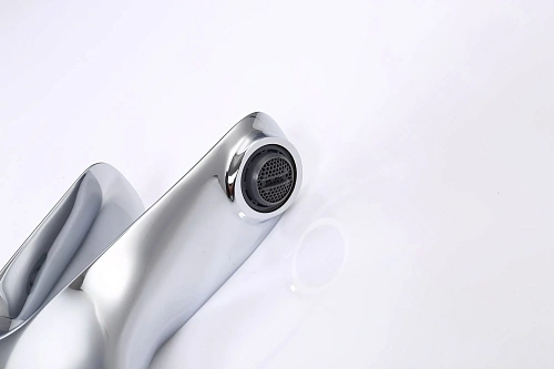 Смеситель для раковины ArtDecco Vogue AVG018CPF хром Смеситель для раковины ArtDecco Vogue AVG018CPF хром