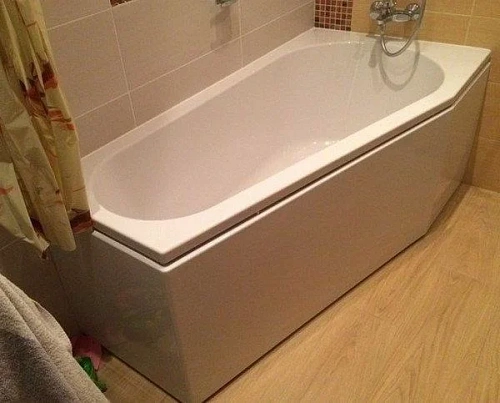 Акриловая ванна Riho Delta BB8300500000000 160x80 L Акриловая ванна Riho Delta BB8300500000000 160x80 L