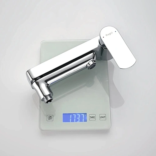 Смеситель для ванны Raglo R03.30, хром Смеситель для ванны Raglo R03.30, хром