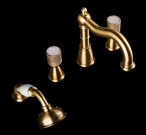 Смеситель на борт ванны Boheme ROYAL 391-Royal 4 отверстия, бронза Смеситель на борт ванны Boheme ROYAL 391-Royal 4 отверстия, бронза