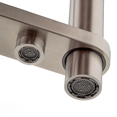 Смеситель для кухни Swedbe Selene Plus 8441 с каналом для подключения фильтра с гибким изливом Смеситель для кухни Swedbe Selene Plus 8441 с каналом для подключения фильтра с гибким изливом