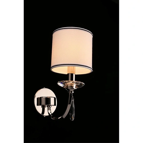 Светильник настенный (Бра) Aployt Hadrinn APL.705.01.01 Светильник настенный (Бра) Aployt Hadrinn APL.705.01.01