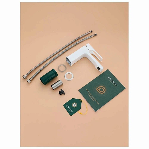 Смеситель для раковины Splenka S55.10.08 монолитный, белый Смеситель для раковины Splenka S55.10.08 монолитный, белый