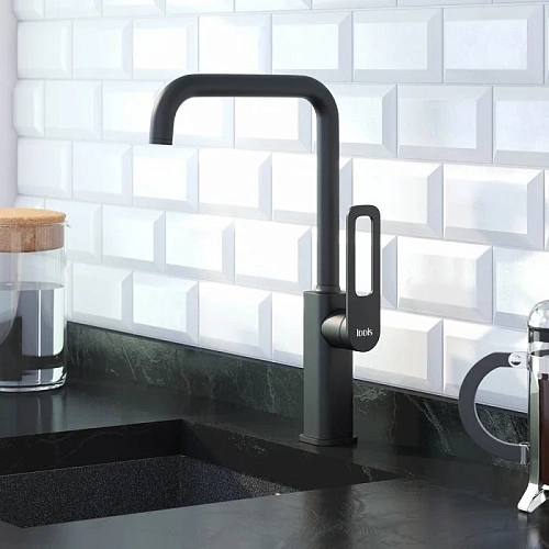 Смеситель для кухни IDDIS Slide черный (SLIBL00i05) Смеситель для кухни IDDIS Slide черный (SLIBL00i05)