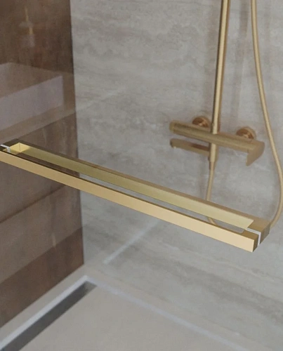 Душевая дверь CEZARES LUX-B-FS-1-100-C-BORO 100 см, профиль брашированное золото, стекло прозрачное Душевая дверь CEZARES LUX-B-FS-1-100-C-BORO 100 см, профиль брашированное золото, стекло прозрачное